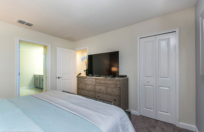 8 BR Villa With Games Room - Photo 11