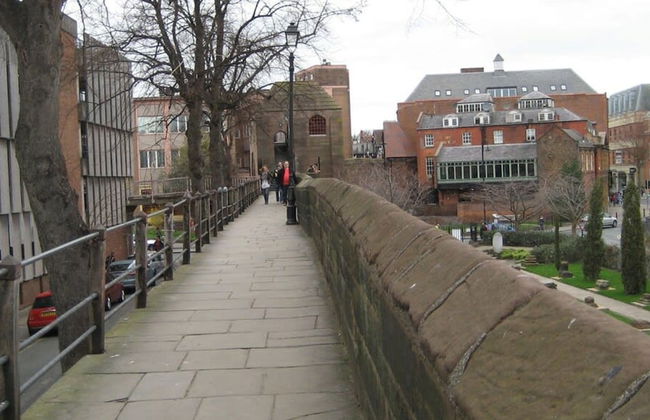 The Storyhouse Gathering 5 Bed - Sleeps 13 City Centre - Photo 17