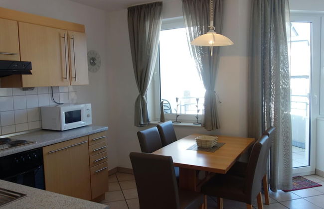 Lovely Apartment with Balcony in Willingen near Ski Lift - Photo 8