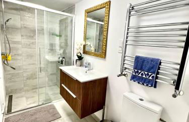 2 bedroom self-contained apartment and swimming pool at Palm Tree Villa - Foto 17