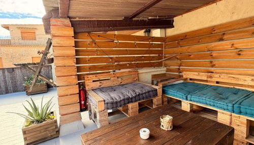 LEscala-Ventalló. Cosy WiFi Rooftop terrace EG - Foto 4