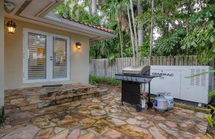 Coral Ridge Getaway by Avantstay Pool, Hot Tub, Billiards + 5mins to Beach! - Foto 84