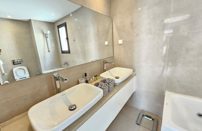 Stylish Luxe House with Garden Marsa - Foto 71