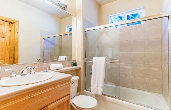 Cedar Chateau w/ Game Room & HOA Access! - Foto 13