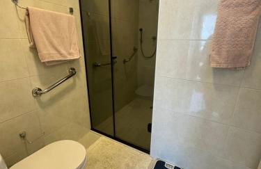 Apartamento 01 quadra da praia - LUXO Praiamar Residence - Foto 18