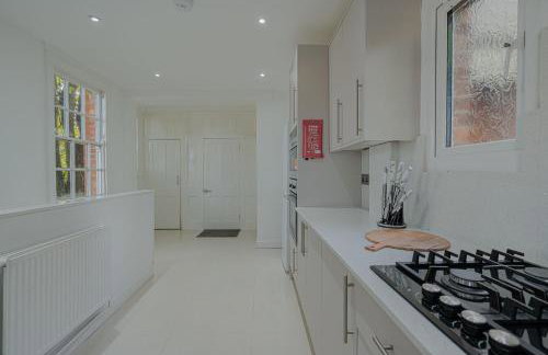 Central Banbury Stay Comfy and Spacious for groups 9 sleeps - Foto 4