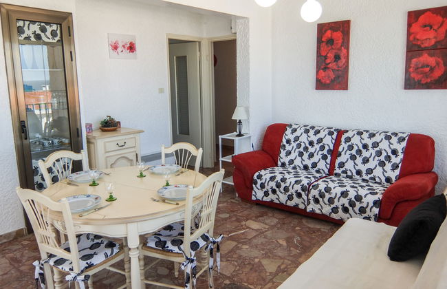 1 bedroom Apartment in Saint-Cyprien - Photo 2