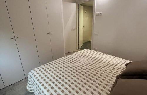 Nuevo, espacioso y confortable con pkg y piscina - Foto 7