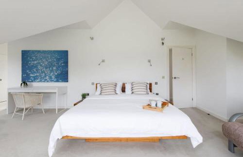 Secluded Barn Style Home With hot tub - Sleeps 12 - Foto 6