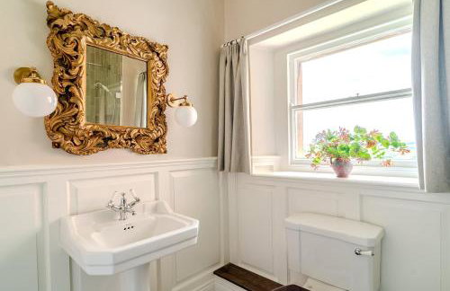 Earnshill House - Photo 7