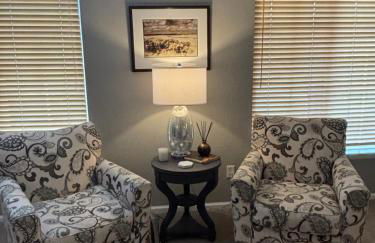 Unwind in Style in this stunning townhome retreat - Foto 5