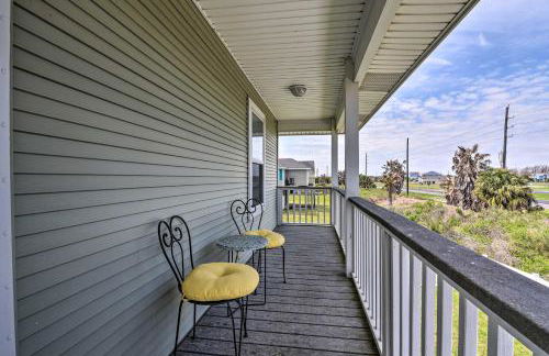 Walk to Galveston Beach Pet-Friendly Home with Deck - Foto 26