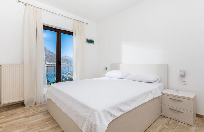 Apartments Miramar - Photo 5