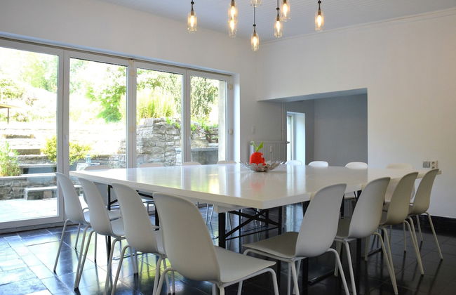 Group Escape by Molignee River - Foto 60