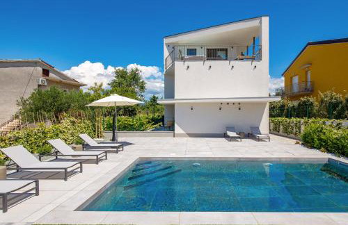 Apartmani Vila Mara M 2 i M 3 heated pool - Foto 19