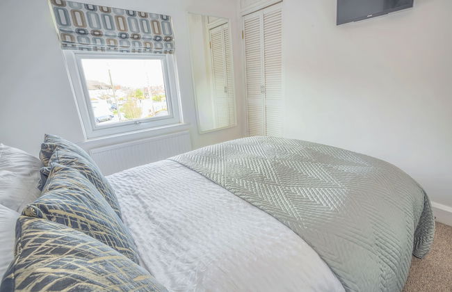 Modern 3-bed House on Tarporley High Street - Photo 10