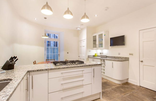 JOIVY Spacious 2 Bed Apt in Ideal City Centre Location - Foto 18