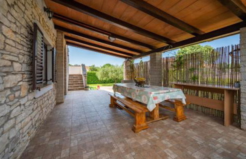 Six-Bedroom Holiday Home In Barban - Foto 2