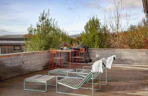 Deer Leap, Strawberryfield Park - Photo 15