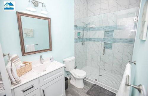 Kalm by the Beach - Ocean View - Sleeps 14 - Foto 3