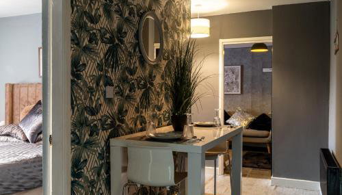 Getaway Accommodation with Pool Table and Jacuzzi! - Foto 4