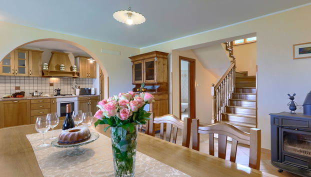 Kitchen / Dining Room
