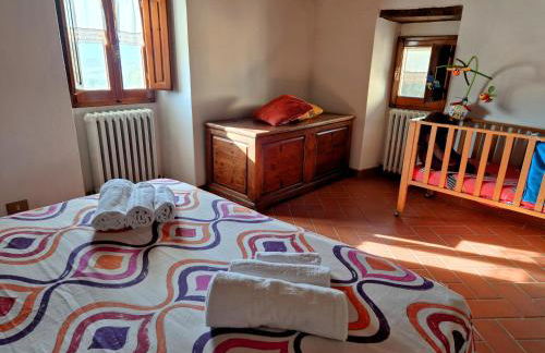 L'oasi del Borgo con Biliardo e Camino nelle Balze - Foto 17