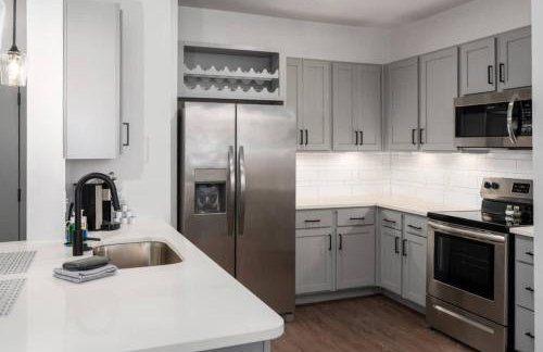 Grandview Getaway, Fitness Center, Secure Parking - Photo 15