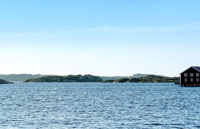 8 Person Holiday Home in Stromstad - Photo 21