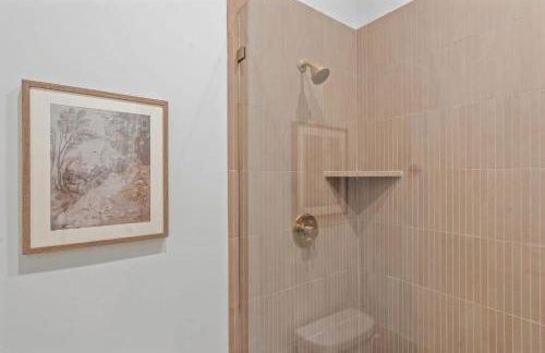 Pecan Valley Oasis - Lux Pool, Sauna and Theater - Foto 29