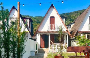 Casa estilo chale dúplex com 3 quartos, churrasqueira, balanço, chuveirão e a uma quadra da praia - Foto 7