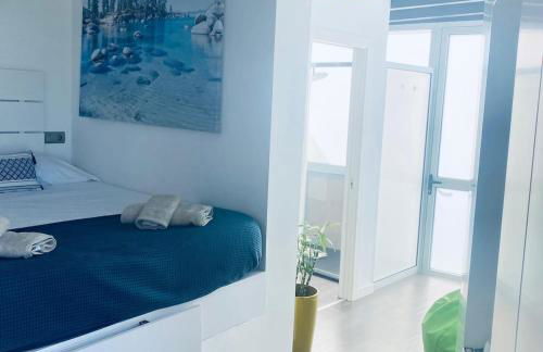 APARTAMENTO ATICO gran terraza y Jacuzzi cerca de la playa - Photo 35