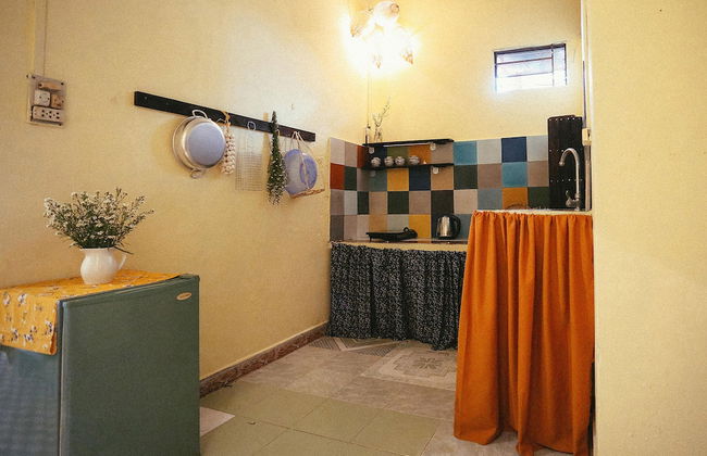 Herb's House - Photo 7