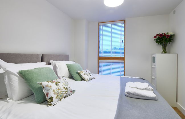 Vizion by ShortstayMK - Photo 7