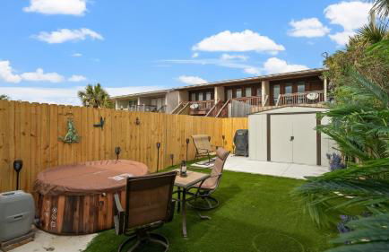 Gulf View Beach Bungalow, Hot Tub, Dog-Friendly, Near Scooners, Near Beach - Foto 48