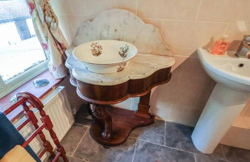 Winston Hall - Photo 29