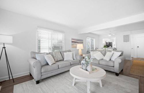 Newly Listed - One bedroom condo on Harbor Island - Foto 12