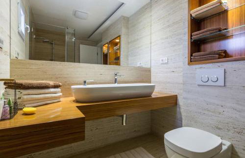 Luxury Villa White Rose with the Pool - Foto 28