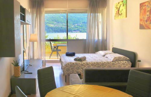 LakeStudio with Private Beach - Photo 1