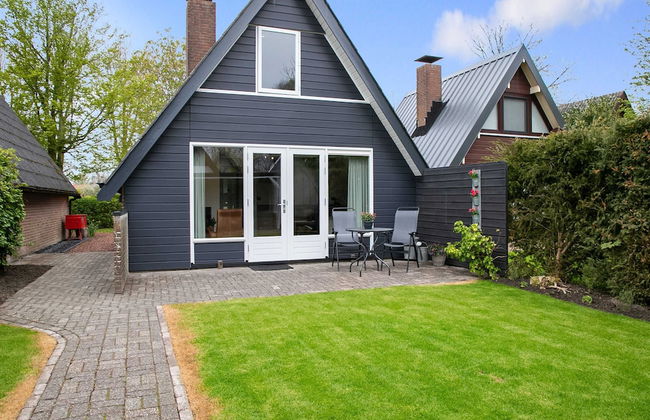 Peaceful Holiday Home in Tuitjenhorn - Photo 1