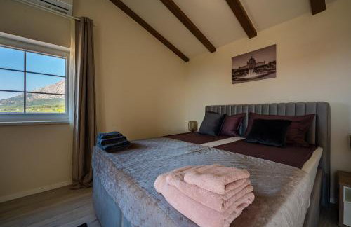 Villa Mirage with Private Heated Pool - Photo 17