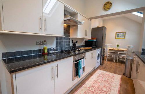 Central! 3 BR 2 Bath, sleeps 6, fast wifi - Foto 13