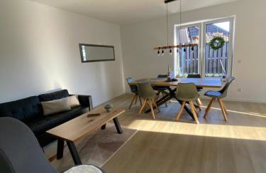 Neu! Modernes Apartment Nähe Bowling Center! - Photo 8