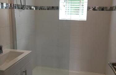 Ground floor 2 bed apartment in central location with private access to 7 miles of sandy beach (sleeps 4) - Foto 4