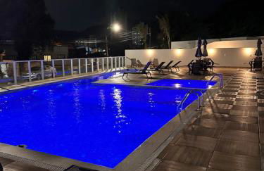 Apto lindo e completo com piscina em Itajai - Foto 14