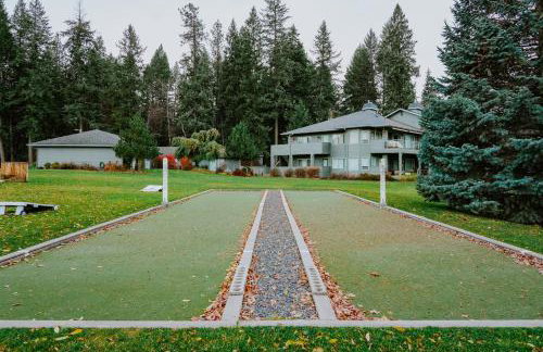 Cozy 2BR Condo Walk to Lake, Saltwater Pool and Golf - Foto 42