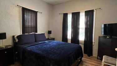 Historic 1920 Bungalow Minutes from DTSP - Foto 3