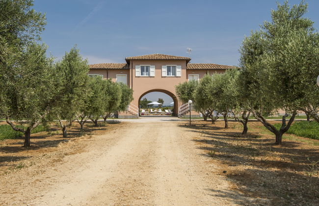 Marina Velca - Foto 46