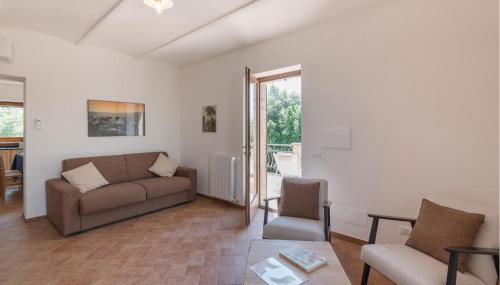 Nice Apartment In Avigliano Umbro - Foto 4