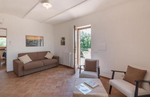 Nice Apartment In Avigliano Umbro - Foto 4